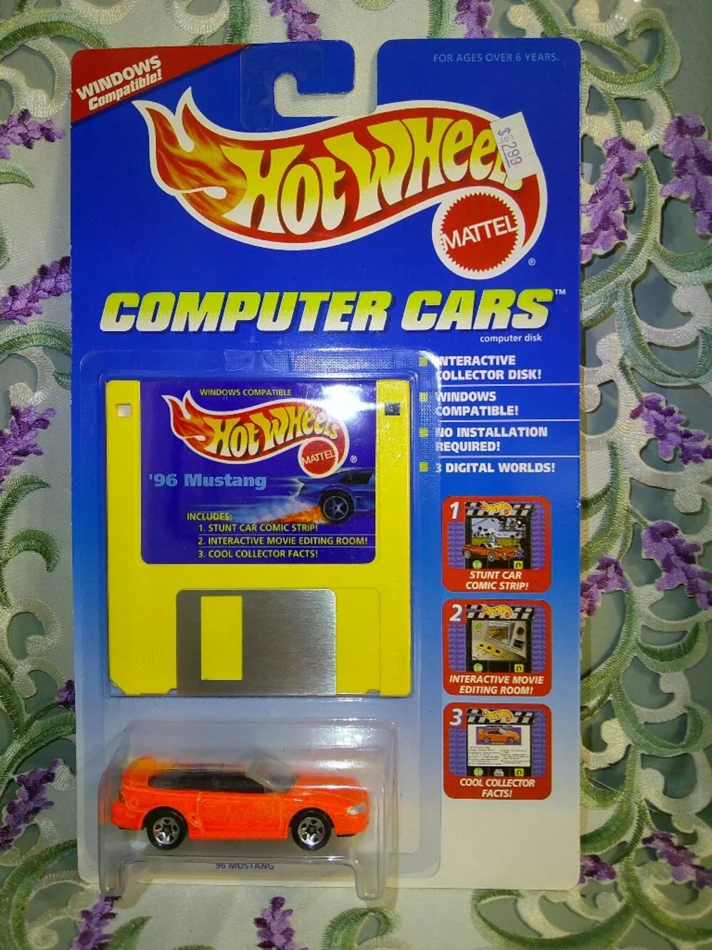 Hot Wheels COMPUTER CARS 1995 - 1996 MUSTANG Convertible - NEON ORANGE NIP